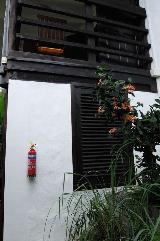 VI Miles Lodge Machabee エクステリア 写真