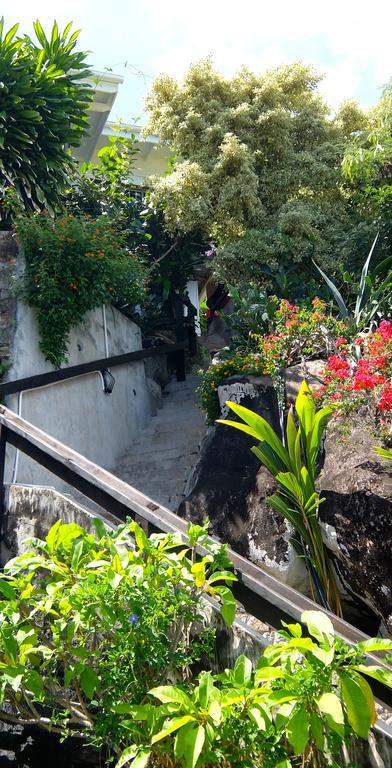 VI Miles Lodge Machabee エクステリア 写真